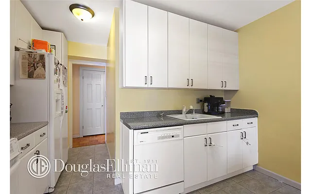 Sold by Douglas Elliman | media 34