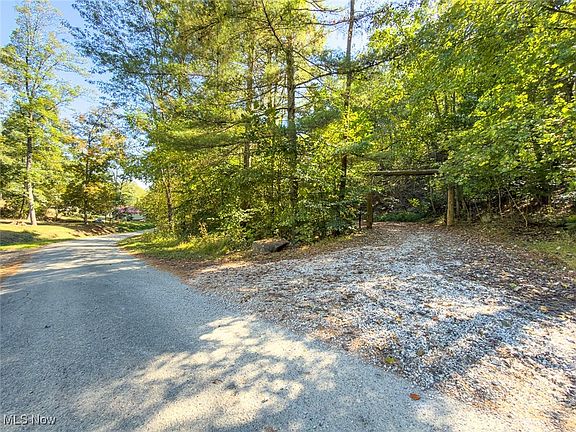 5th image of 52975 Township Road 158