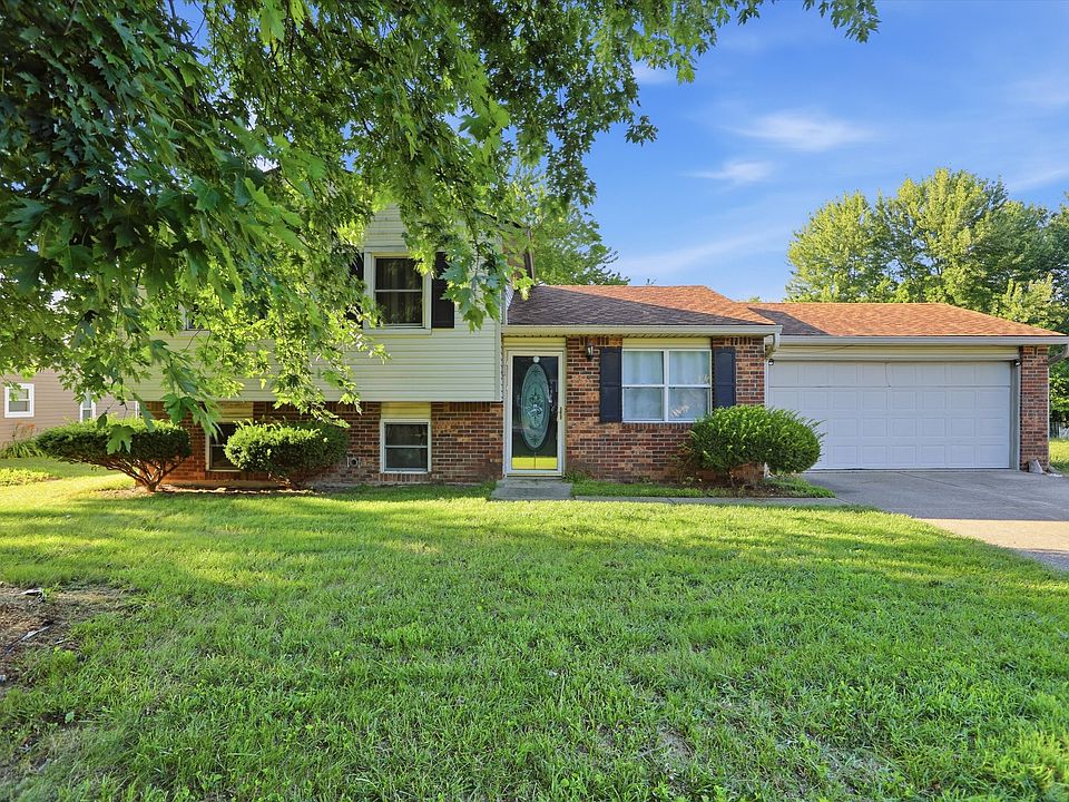 1st image of 812 Moss Oak Ct