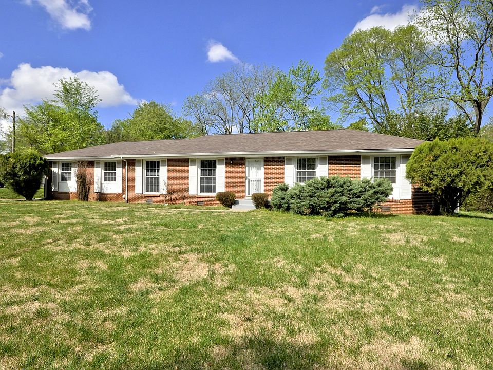 1st image of 574 Rosehill Dr