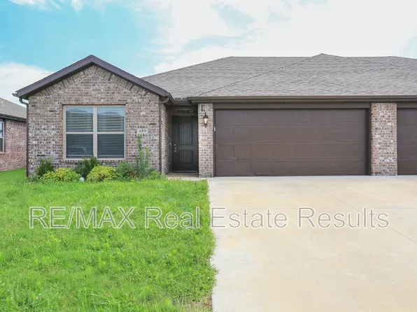 480 Rama St, Centerton, AR 72719