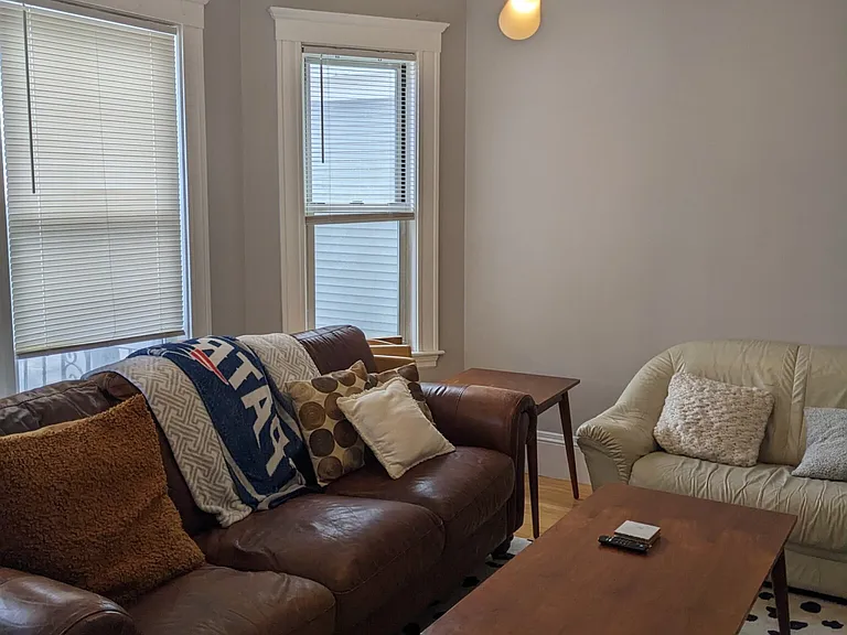 30 Pennsylvania Ave #1 — Photo 5