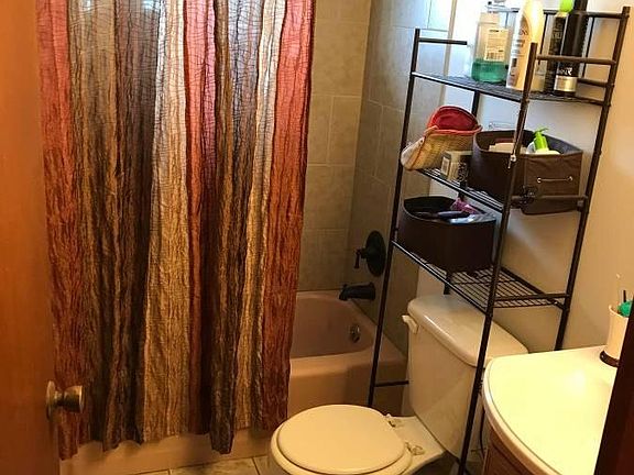 5th image of 30 Dreyer Ave APT 1