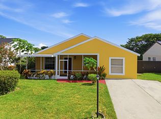 7702 Blairwood Cir S, Lake Worth, FL 33467