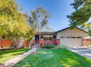 5900 S Greenwood Cir, Littleton, CO 80120