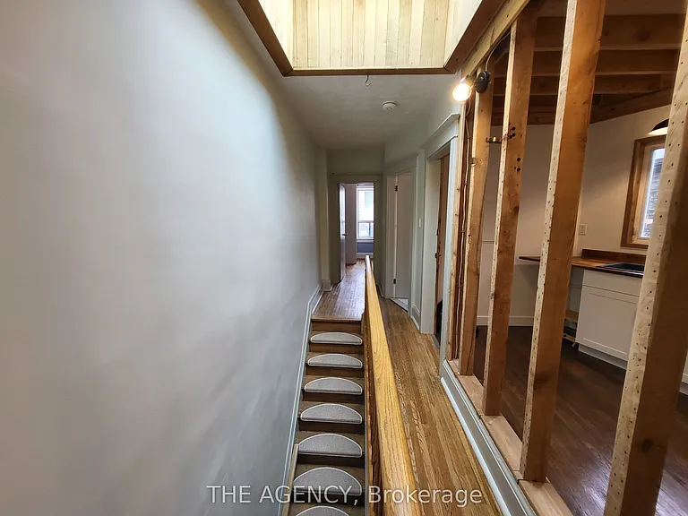 613 Delaware Ave N #UPPER — Photo 13