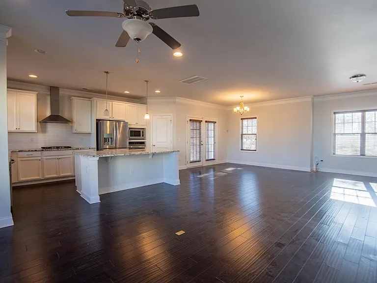 315 View Dr — Photo 10