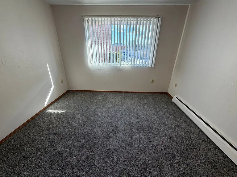 2713 Humboldt Rd — Photo 9
