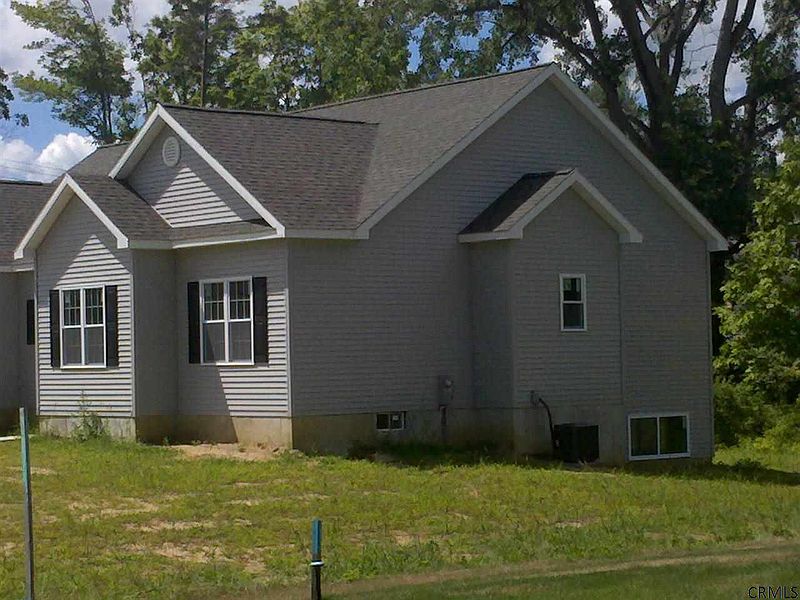 2nd image of 396 HELDERVIEW Drive
