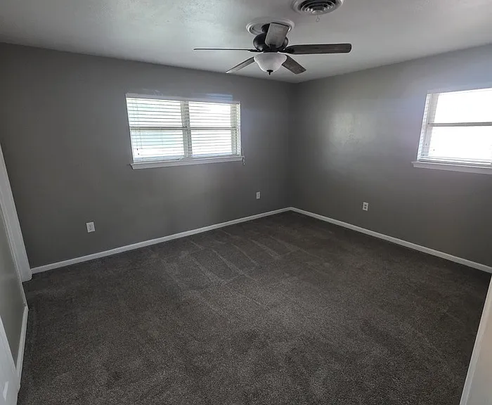 3311 W Shandon Ave — Photo 20