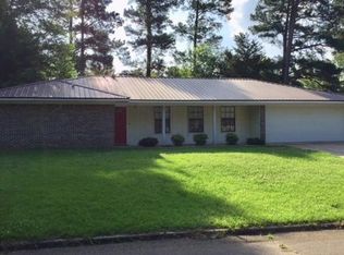 904 Birch St, Tupelo, MS 38801