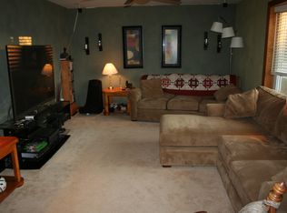 422 Willow Rd, Manteno, IL 60950