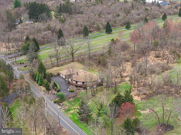 2nd image of 2119 S Sugan Rd