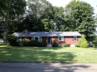 233 Hemlock Hill Rd, Orange, CT 06477