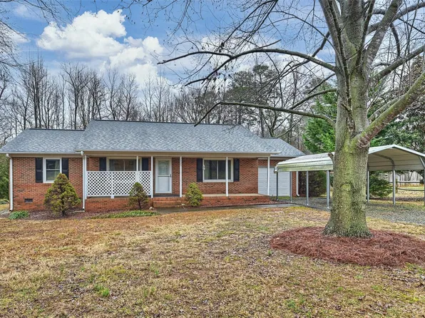 2405 Falcon Ln, Monroe, NC 28110