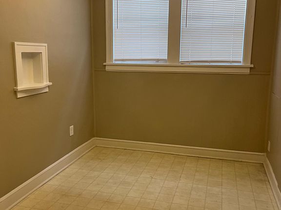 2nd image of 1319 Grand Ave APT B