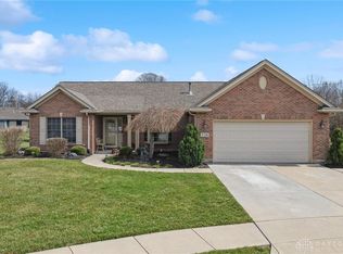 516 Millwood Meadows Dr, Englewood, OH
