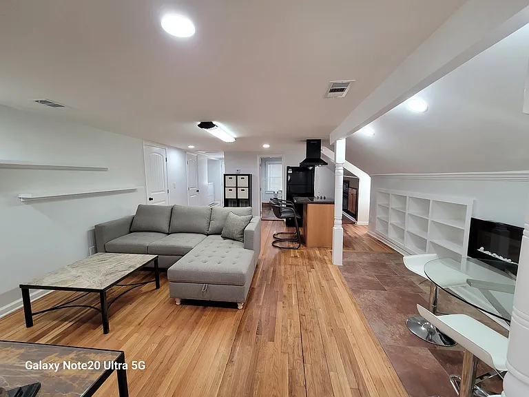 2137 Madison Ave #2137 MADISON AVE — Photo 12