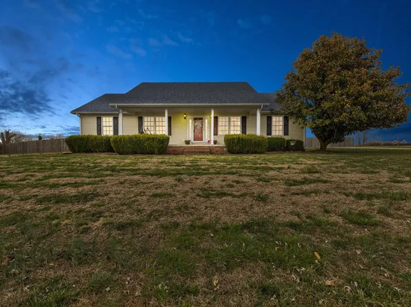 65 Cooper Dr, Mount Sterling, KY 40353