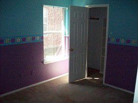 3rd image of 1023 Valley Brook Ln