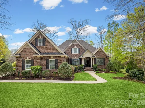 3900 Widgeon Way, Waxhaw, NC 28173