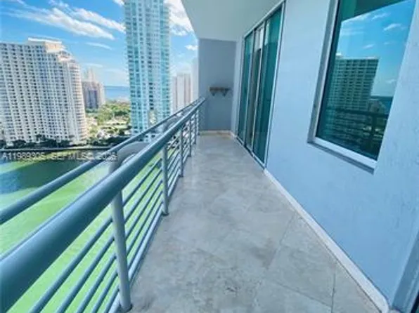 325 Biscayne Blvd #2126, Miami, FL 33130