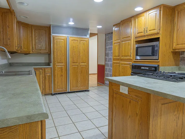19295 Rim Of The World Dr — Photo 6