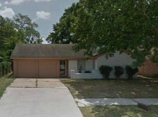 6034 Knotty Post Ln, Spring, TX 77373