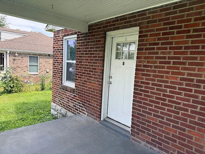 203 Morrison St #B — Photo 3