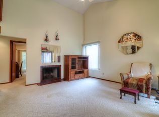 2128 Peach St #1, Champaign, IL 61820