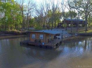 9239 E 390th Rd, Strang, OK 74367