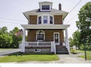 56 E Vine St, Stowe, PA