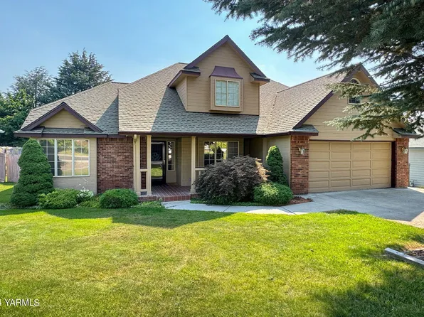 209 S 78th Ave, Yakima, WA 98908