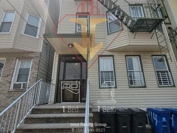 114 W 7th St, Bayonne, NJ