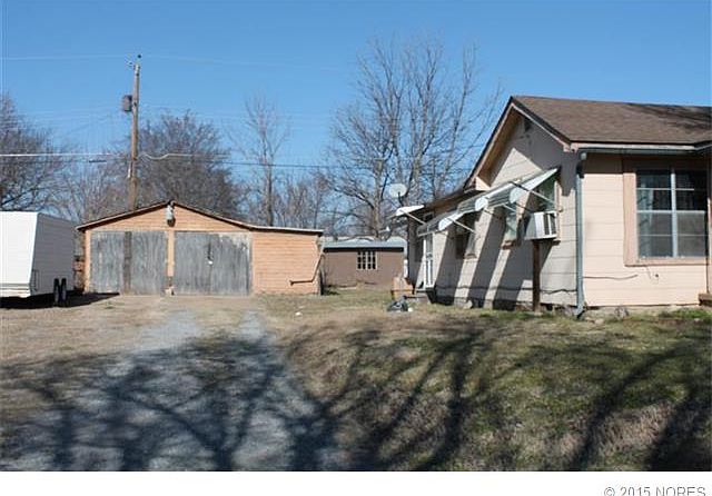 2nd image of 603 E Crisler Ave