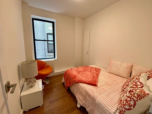 Rented by Mann Maurice A | media 16