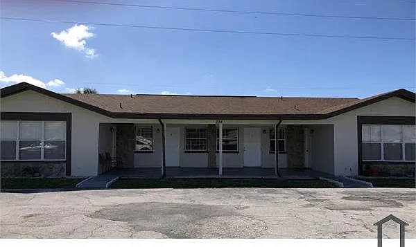 1 bed, 750 sqft, $1,300 — Photo 2