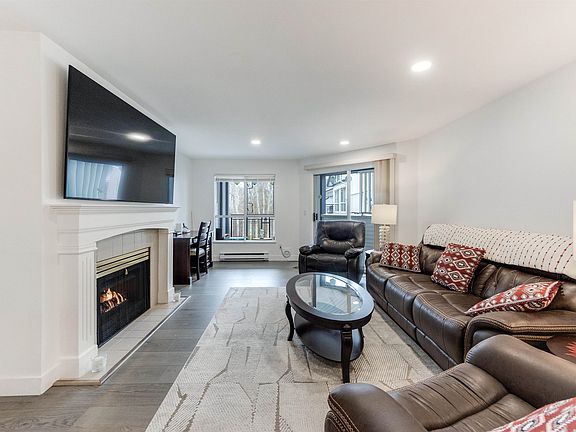 3rd image of 4955 River Rd #308