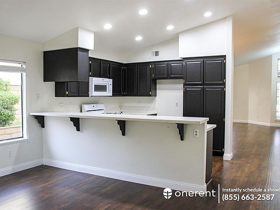 2nd image of 13608 Meadow Crest Dr