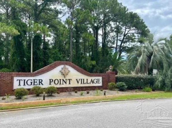 3735 Tiger Point Blvd, Gulf Breeze, FL 32563
