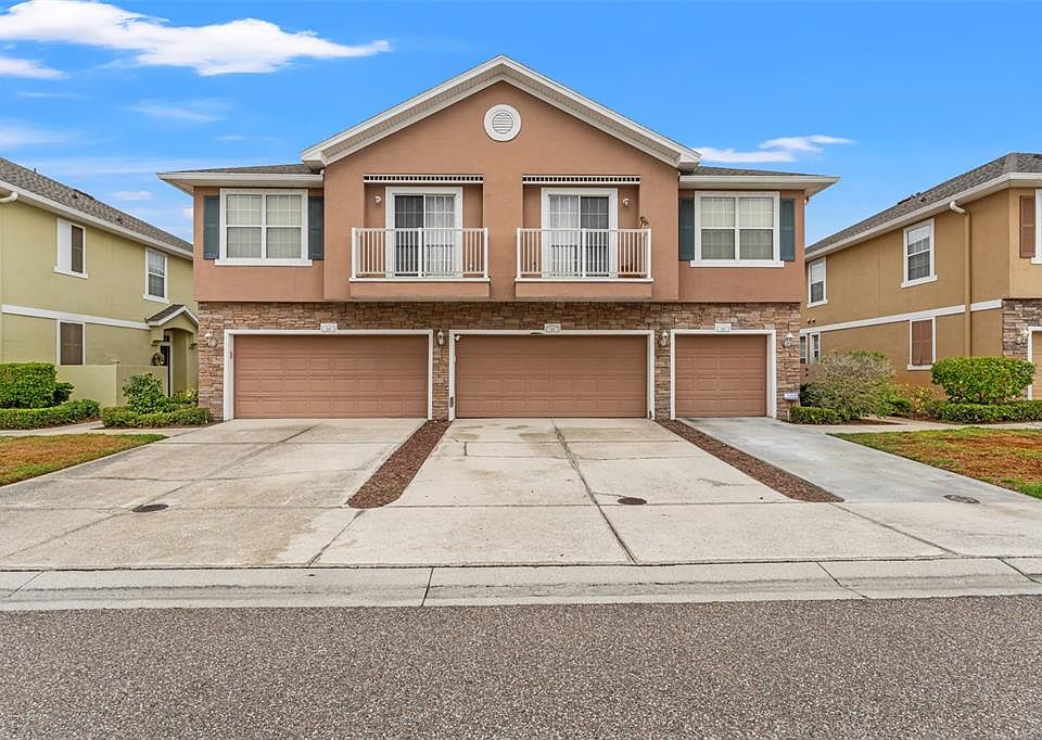 1st image of 569 52ND AVENUE N