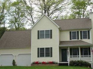 2 Winfield Way, Ledyard, CT 06339