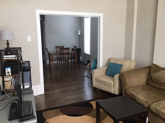 2138 W Race Ave — Photo 3