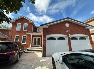 5112 Heritage Hills Blvd, Mississauga, ON L5R2C6