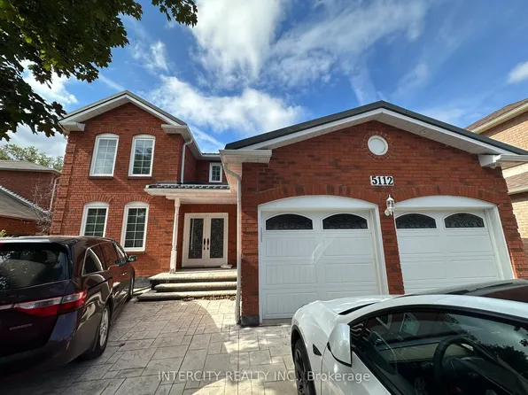 5112 Heritage Hills Blvd, Mississauga, ON L5R 2C6