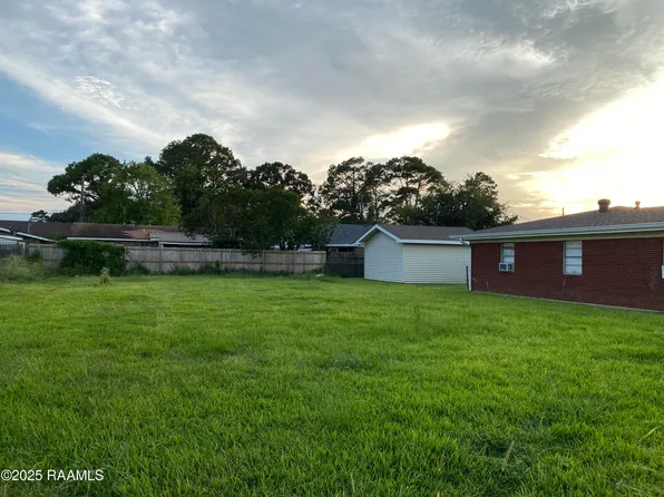 218 Harrell Dr, Lafayette, LA 70503