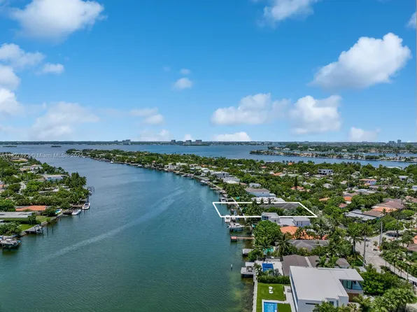 1220 S Biscayne Point Rd, Miami Beach, FL 33141