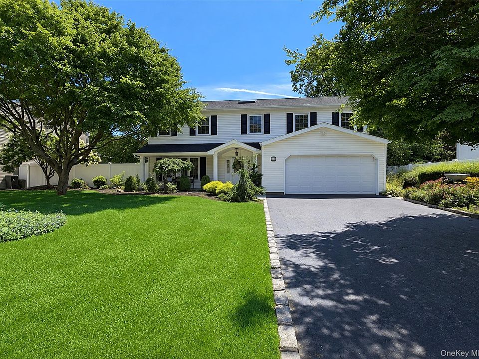 1st image of 20 Tall Pines Lane