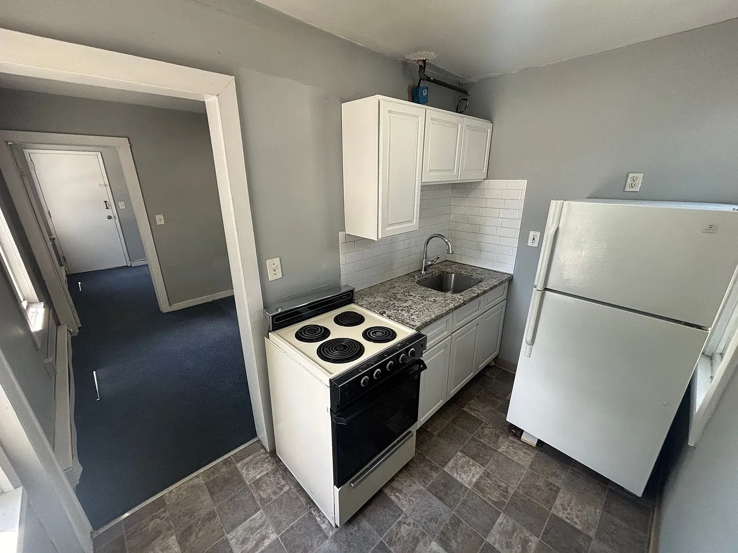 833 W Pine St — Photo 3