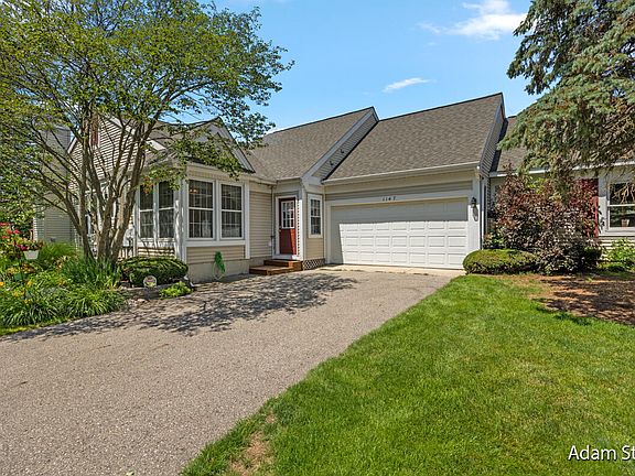 3rd image of 1147 Highpoint Dr NW